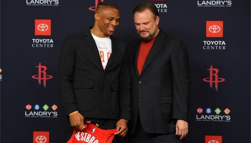 一个强调体 一个强调体